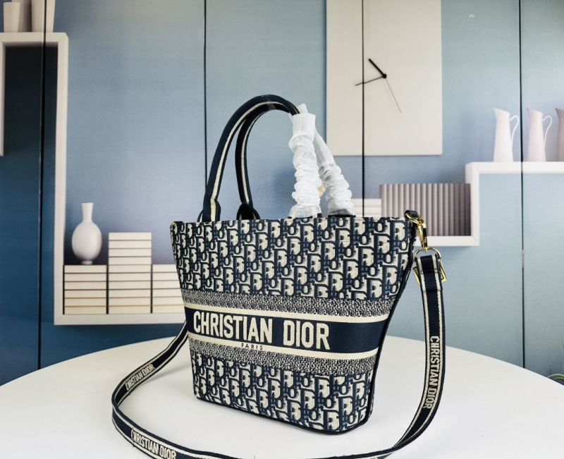 Dior Shopping Bags